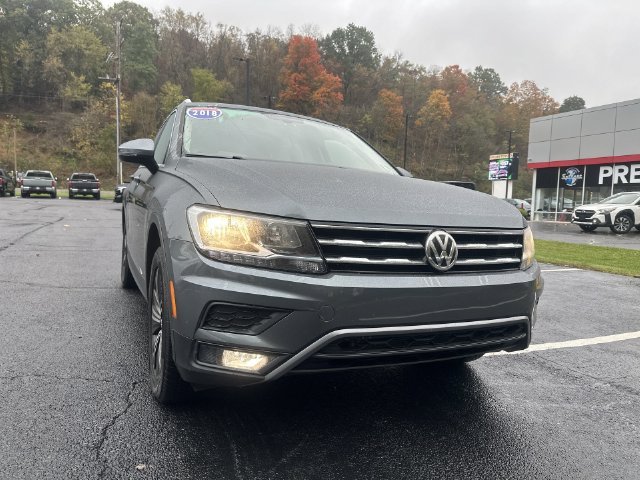 Used 2018  Volkswagen  image 19