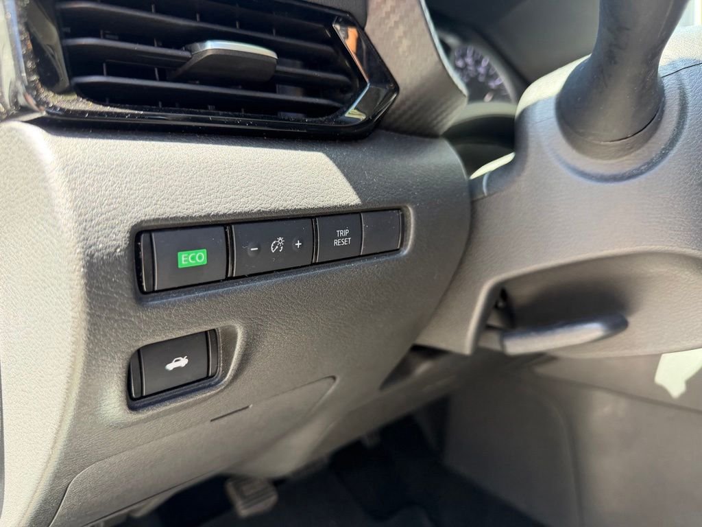 Used 2024 White Nissan SV image 19