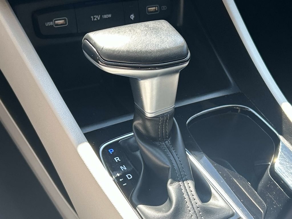 Used 2022 Gray Hyundai SEL image 26