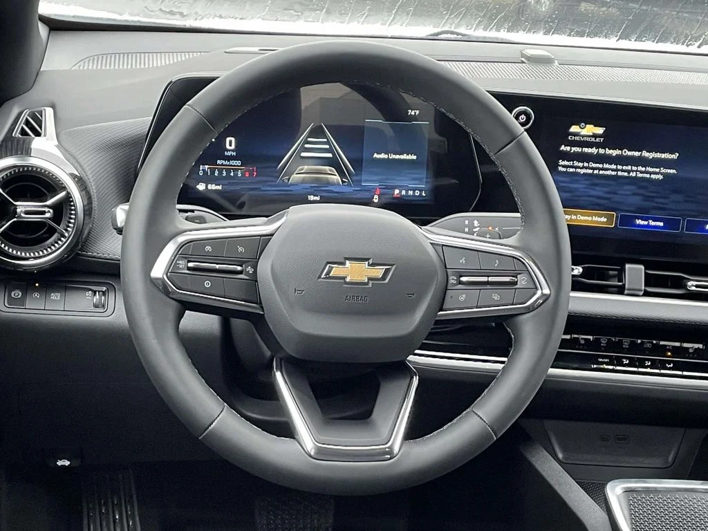 New 2027 Summit White Chevrolet LT image 15