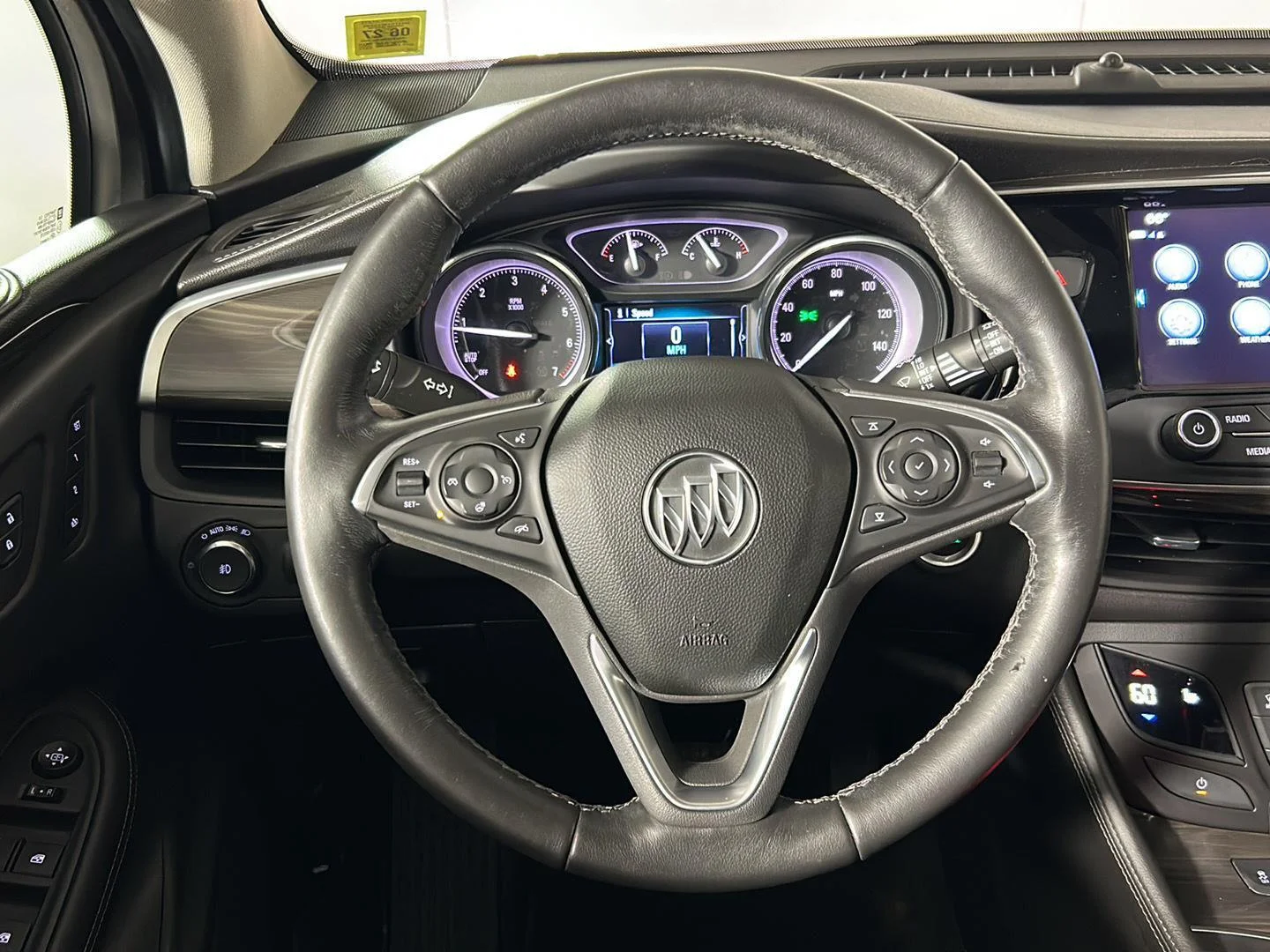 Used 2020 Espresso Buick Essence image 32