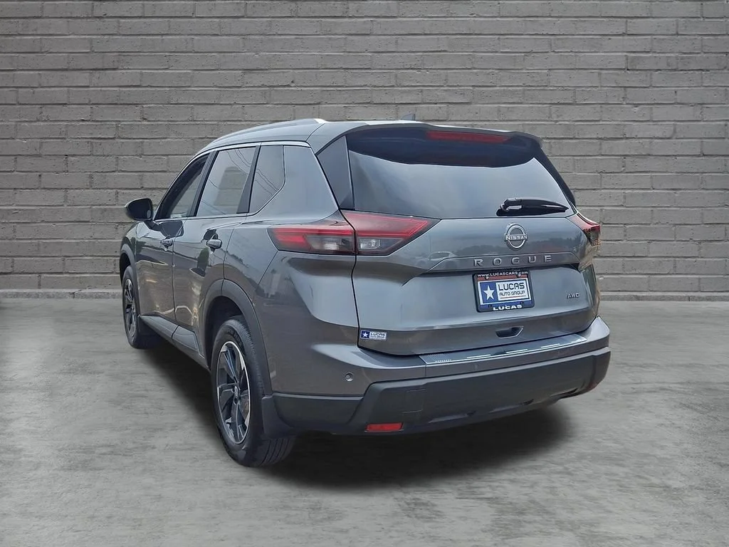 Used 2026 Gray Nissan SV image 9
