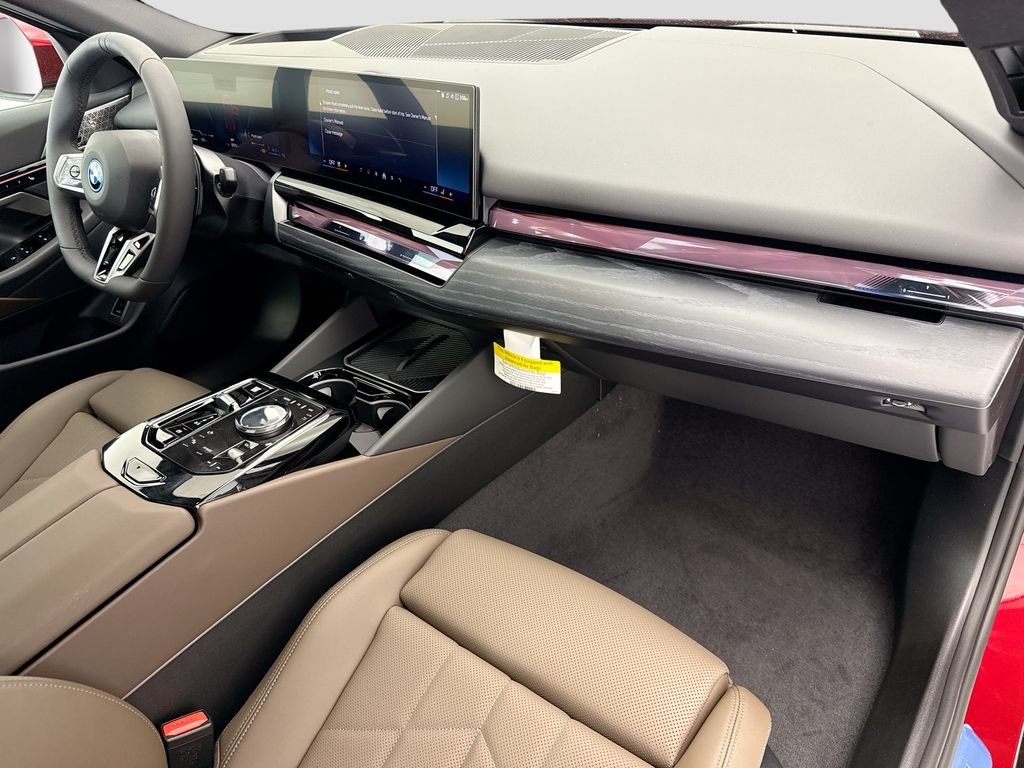 New 2027 Red Metallic BMW 550e xDrive image 16