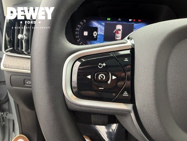 Used 2026 Gray Metallic Volvo Ultra Dark Theme image 14