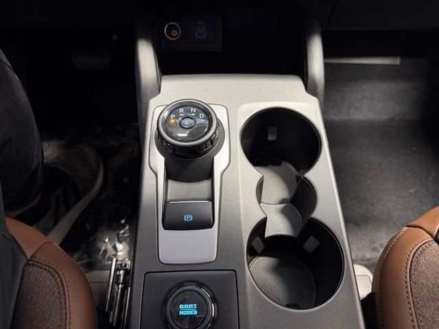 New 2026 Azure Gray Metallic Tri-Coat Ford Outer Banks® image 34