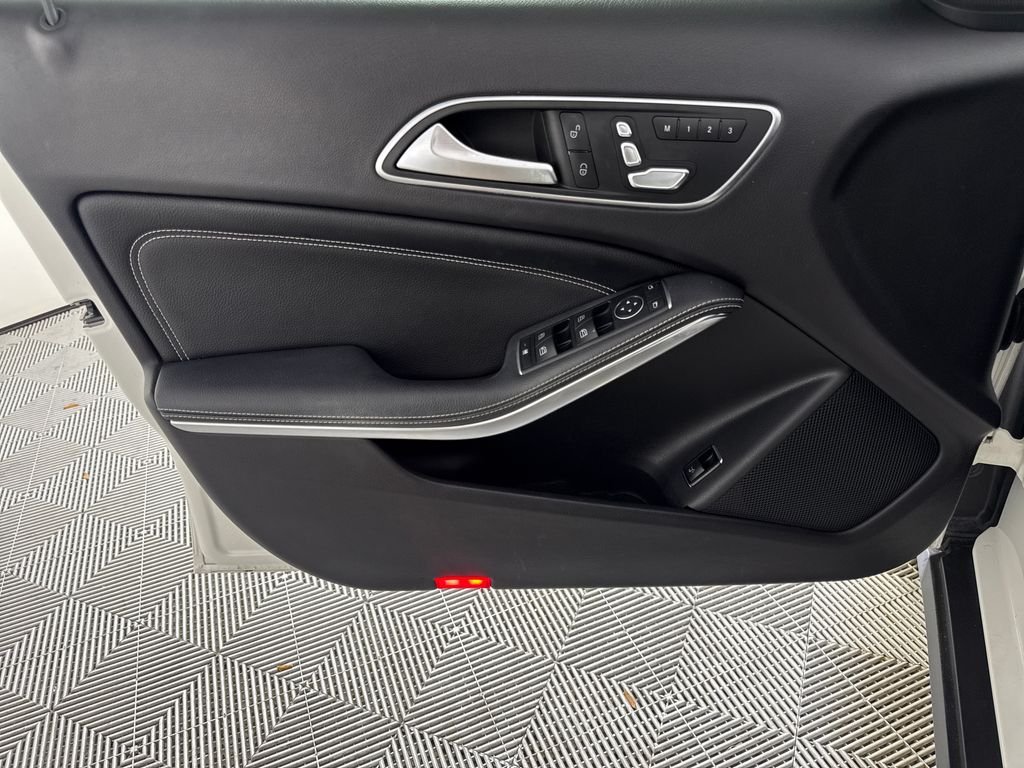 2020 Mercedes-Benz GLA GLA250 - Photo 9
