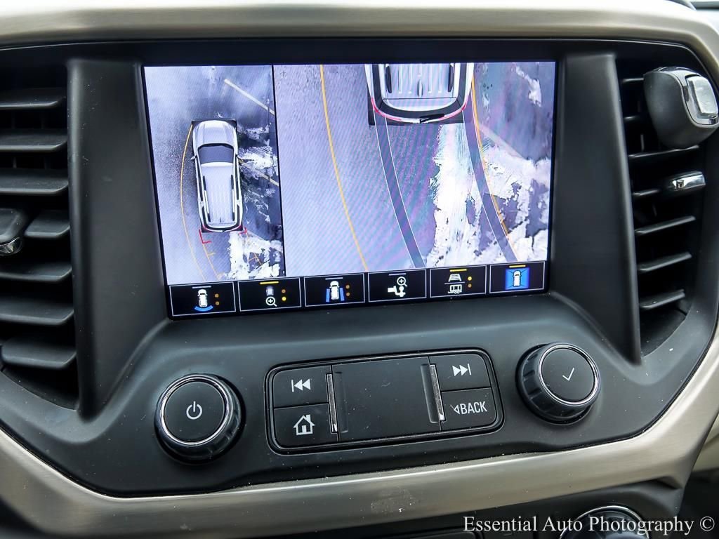 2023 GMC ACADIA - Image 23