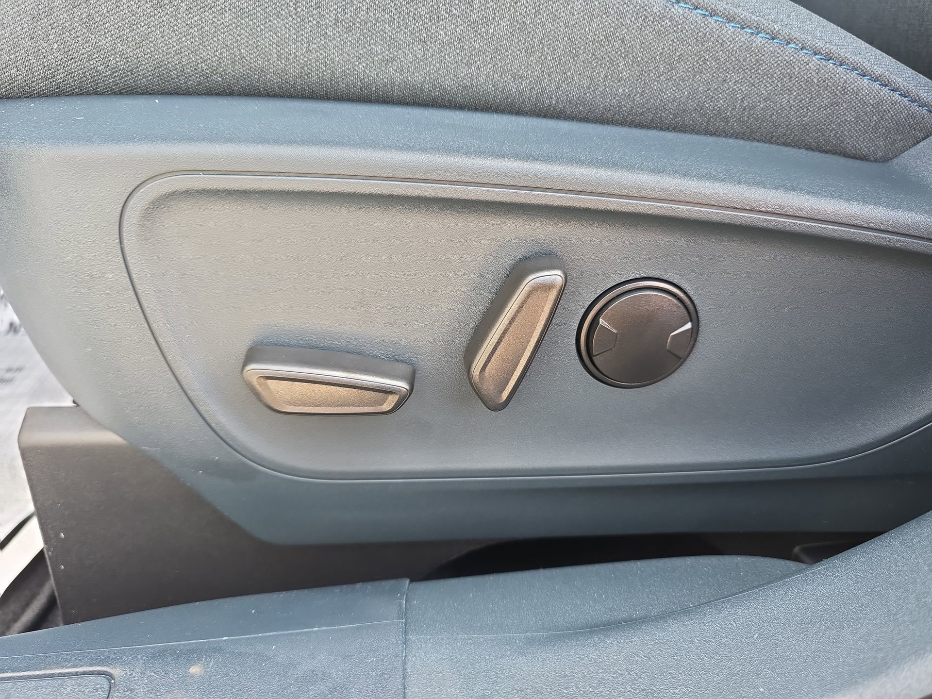 2025 Ford Maverick XLT - Photo 43