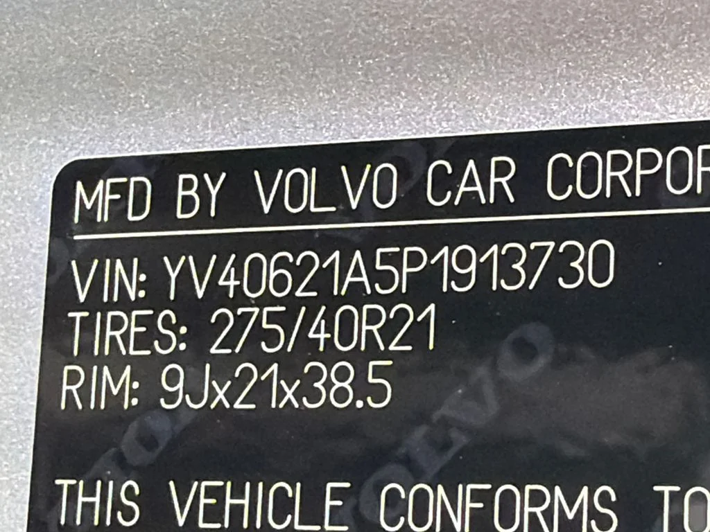 Used 2023 Silver Volvo Ultimate image 33