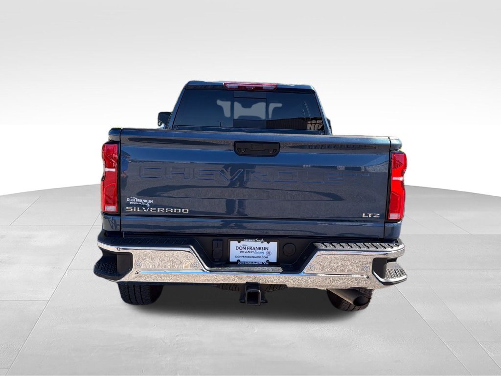 Used 2025 Blue Chevrolet LTZ image 4