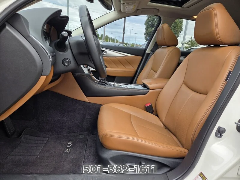 Used 2023 Pure White INFINITI LUXE RWD image 9