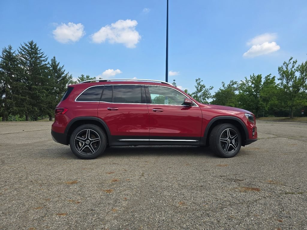 New 2026 MANUFAKTUR Patagonia Red Metallic Mercedes-Benz GLB 250 image 55