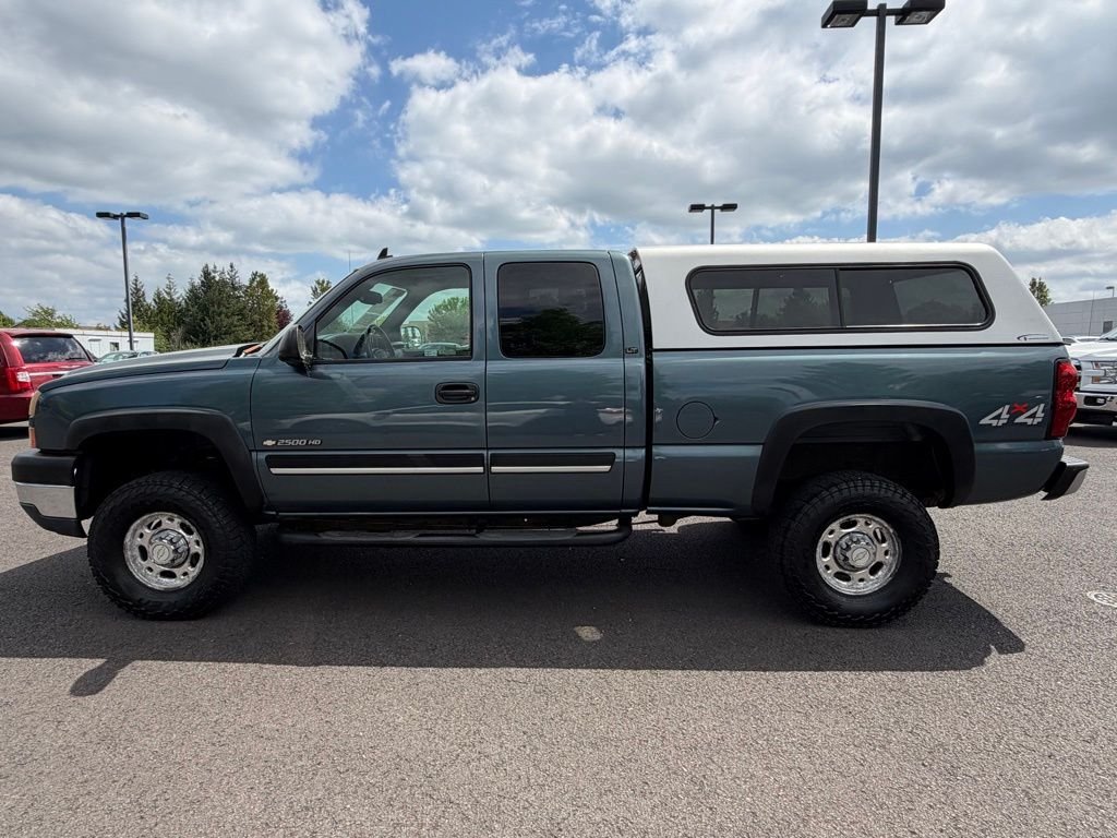 Used 2006 Blue Granite Metallic Chevrolet LT image 4