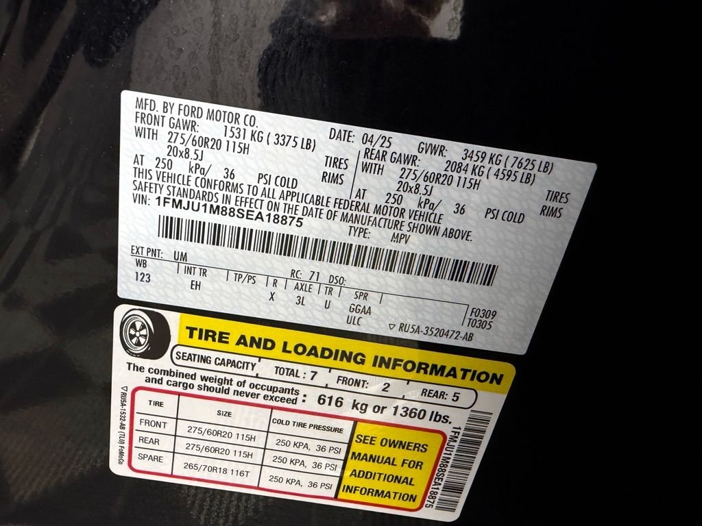 Used 2025 Black Metallic Ford Platinum image 35