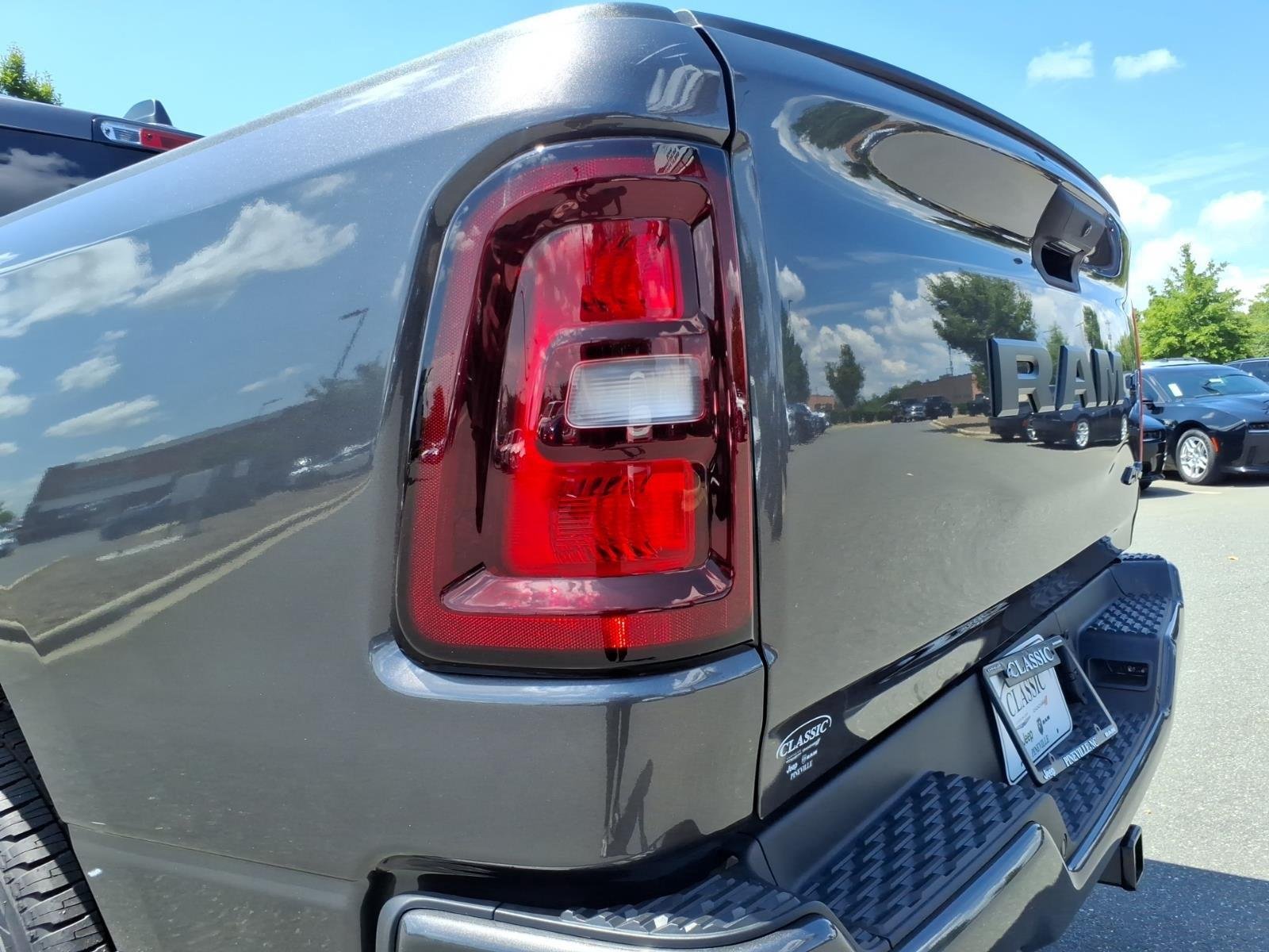 New 2026 Granite Crystal Metallic Clear-Coat Exterior Paint RAM Express image 16