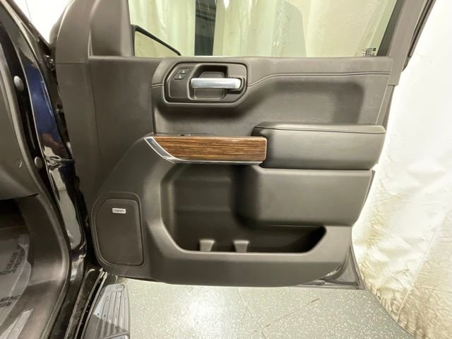 Used 2021 Black Chevrolet High Country image 22
