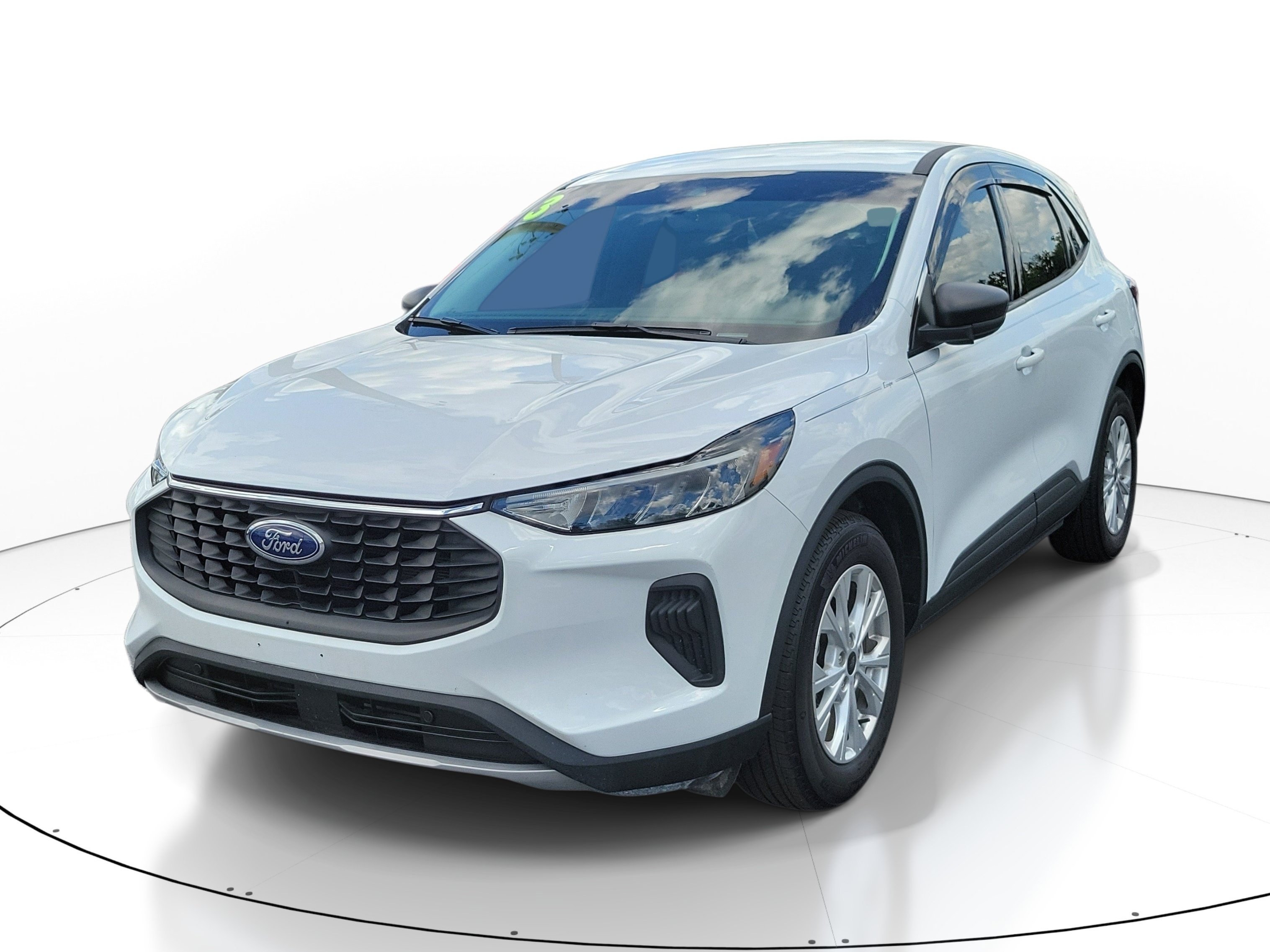 Used 2024 Oxford White Ford Active image 2