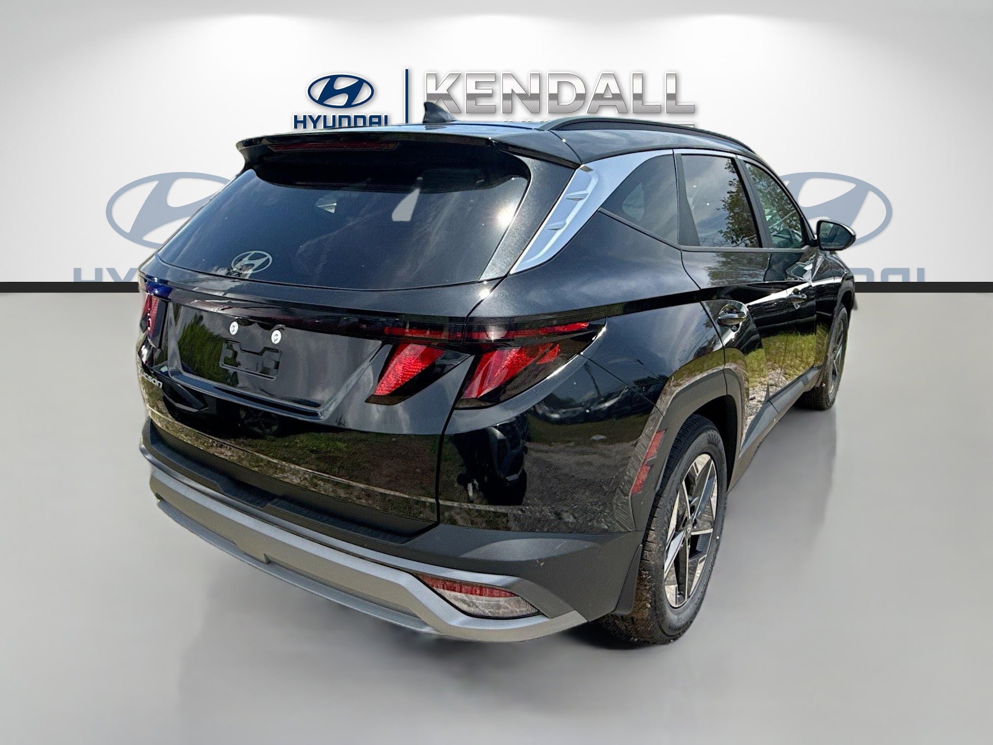 New 2026 Phantom Black Hyundai SEL FWD image 31