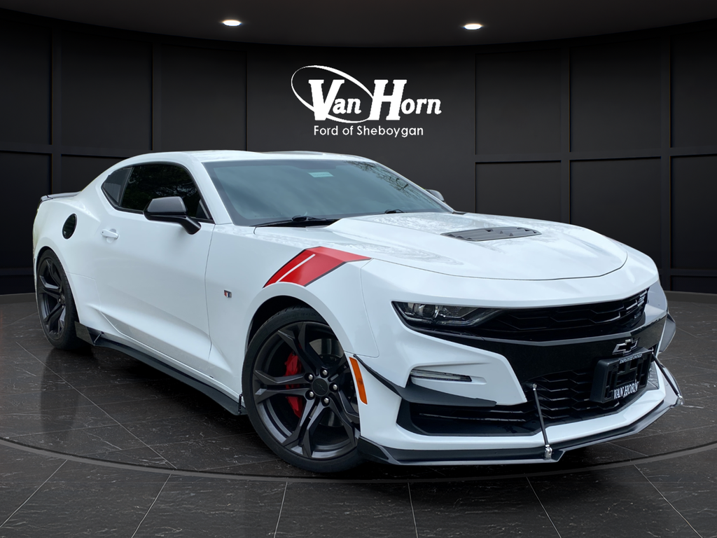 Used 2019 Summit White Chevrolet SS image 1