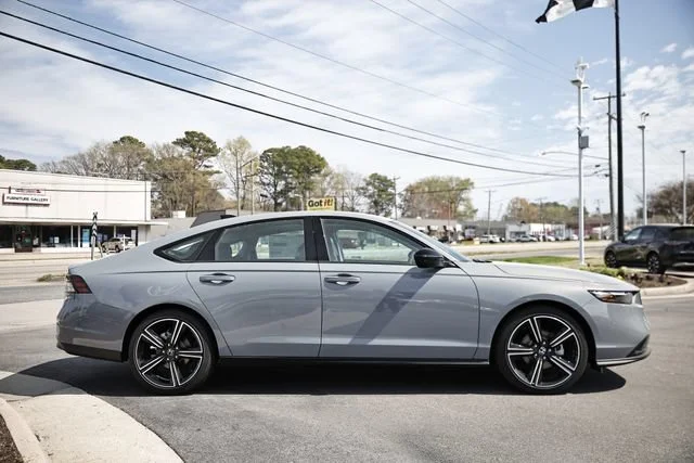 New 2026 Urban Gray Pearl Honda SE image 15