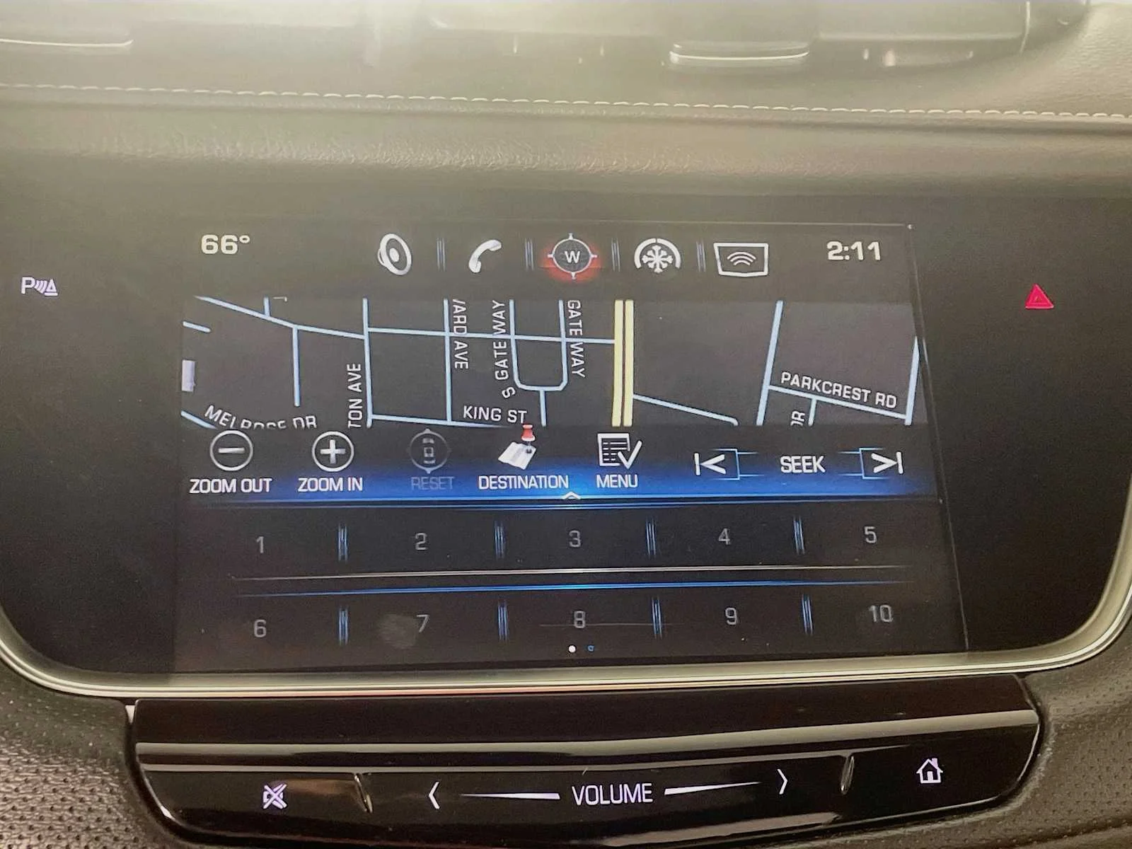 Used 2019 Dark Mocha Metallic Cadillac Luxury FWD image 11