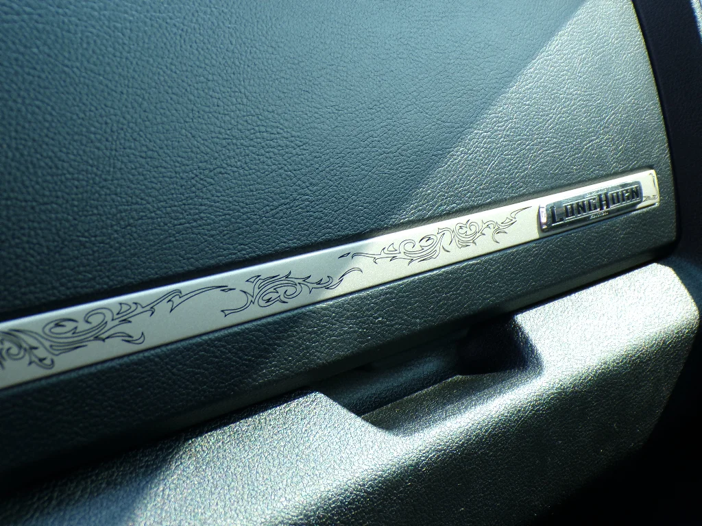 Used 2013 Black Gold Pearlcoat Ram Laramie Longhorn image 31