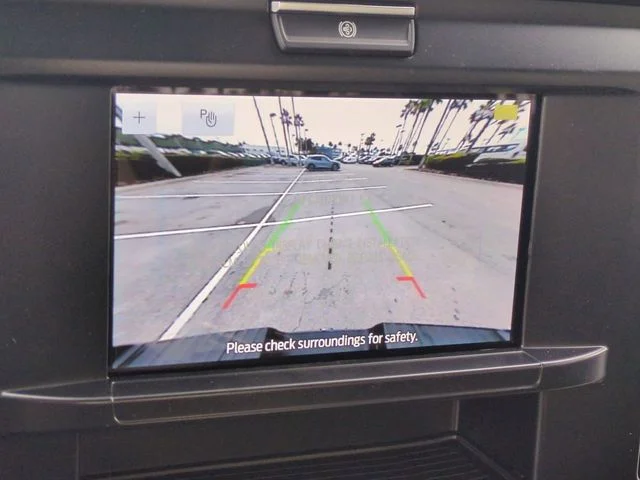 New 2026 Oxford White Ford F-250® XLT image 20