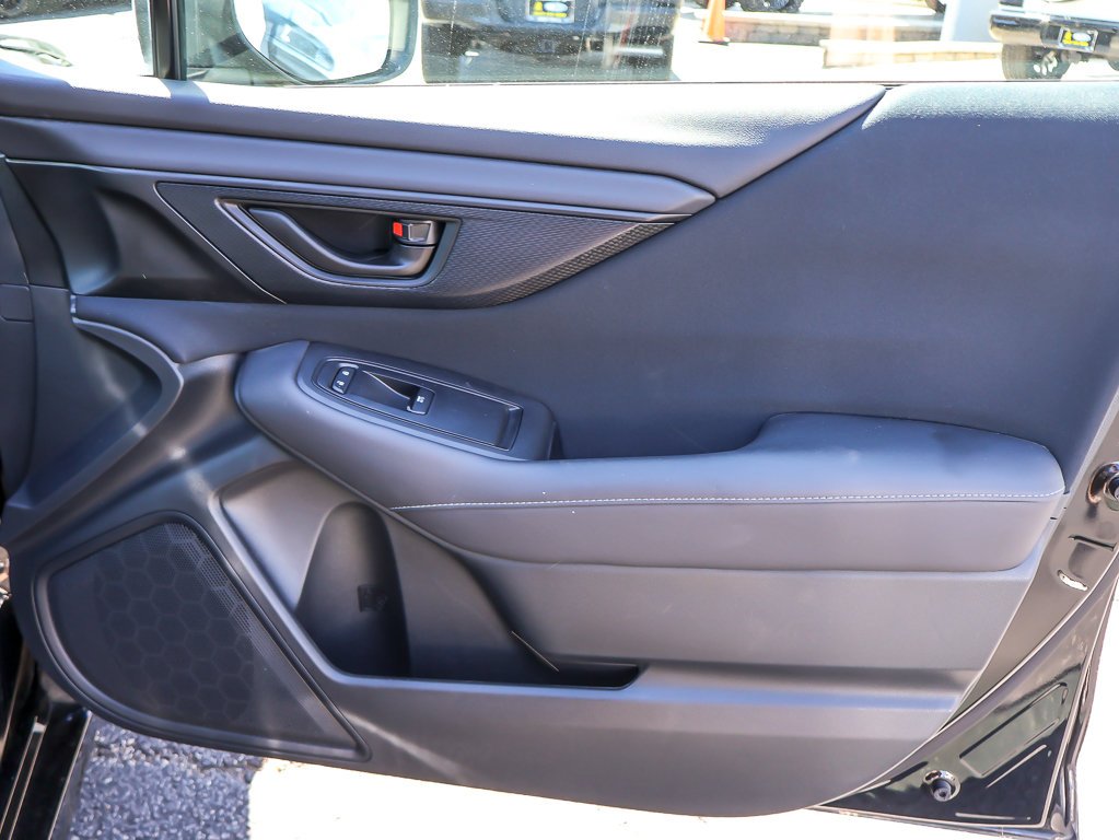 Used 2022 Crystal Black Silica Subaru Base image 23