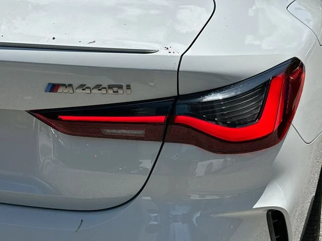 2023 BMW 4 Series M440i - Photo 32