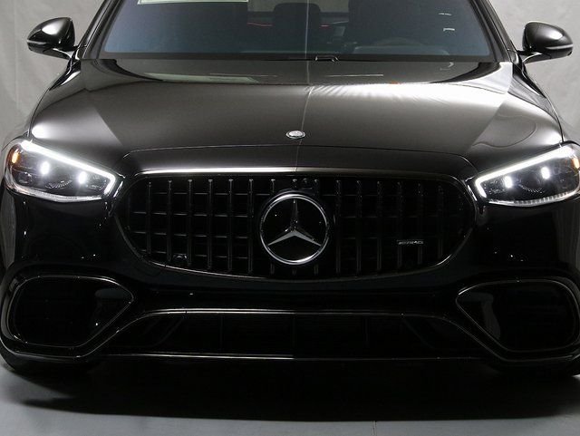 2025 Mercedes-Benz S-Class S 63 - Photo 6