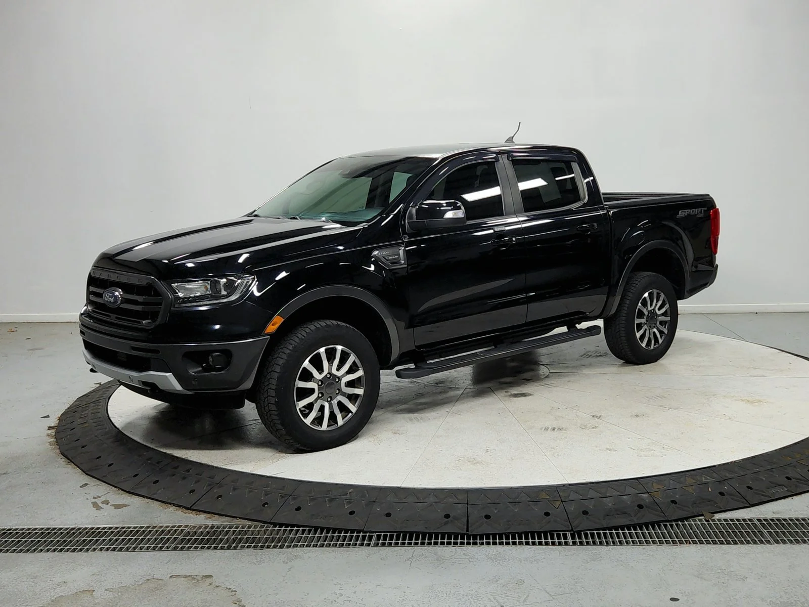 Used 2021 Black Ford Lariat image 4