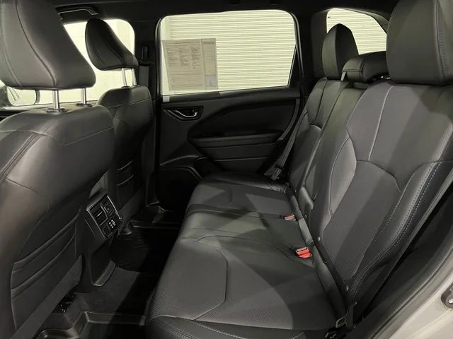 Used 2025 Beige Subaru Limited image 19