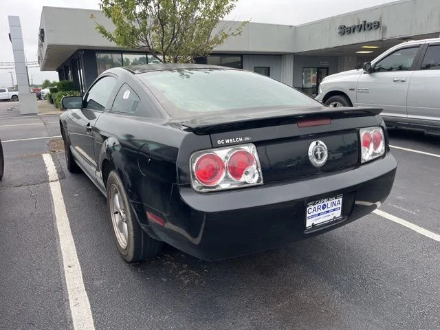 Used 2008  Ford  image 3