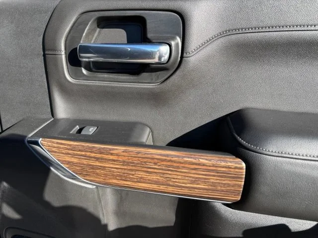 Used 2019 Black Chevrolet High Country image 21