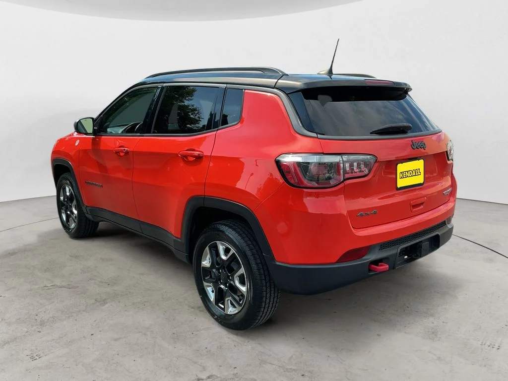 Used 2018 Orange Jeep Trailhawk image 7