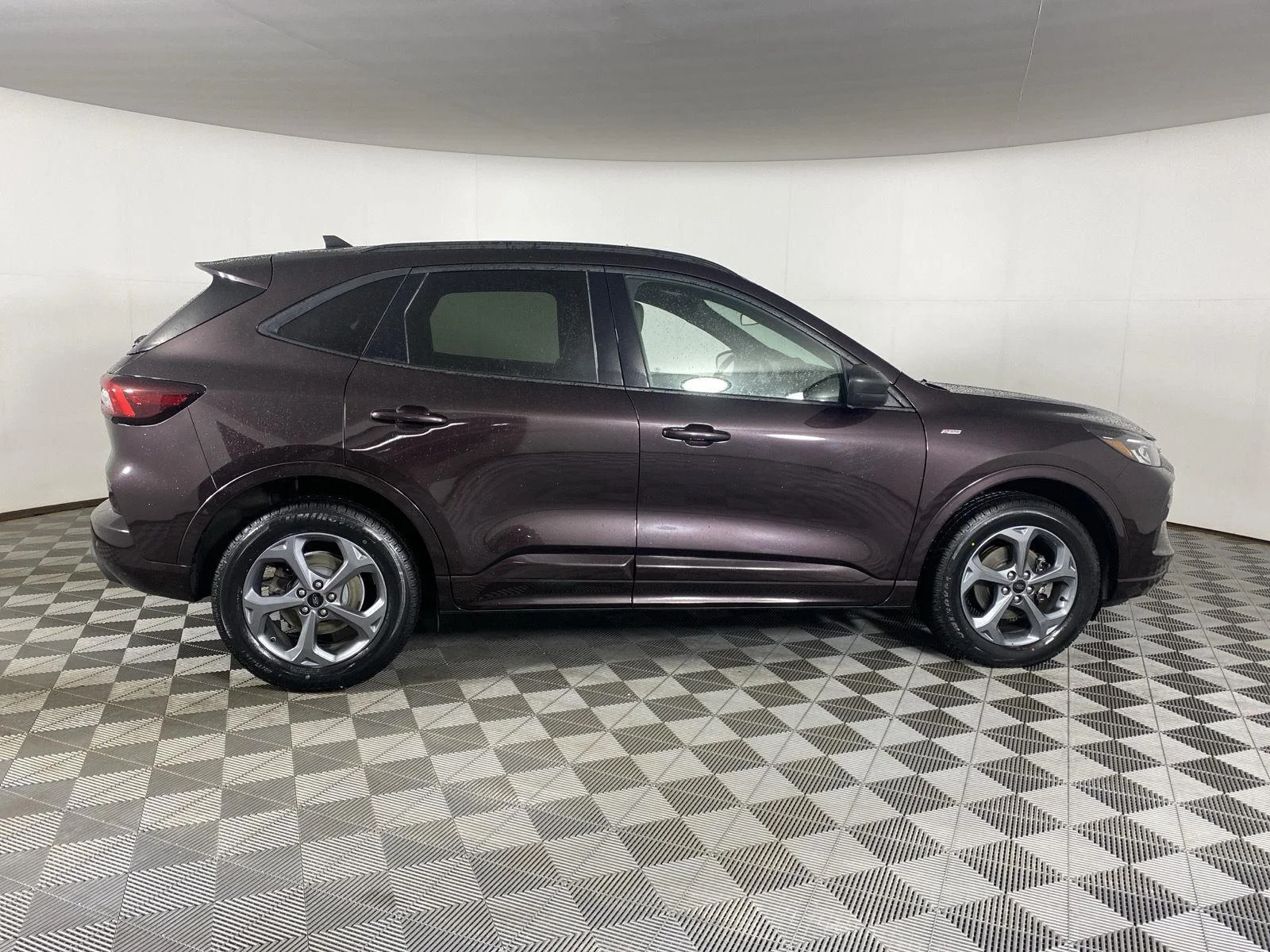 Used 2023 Cinnabar Red Ford ST-Line image 18