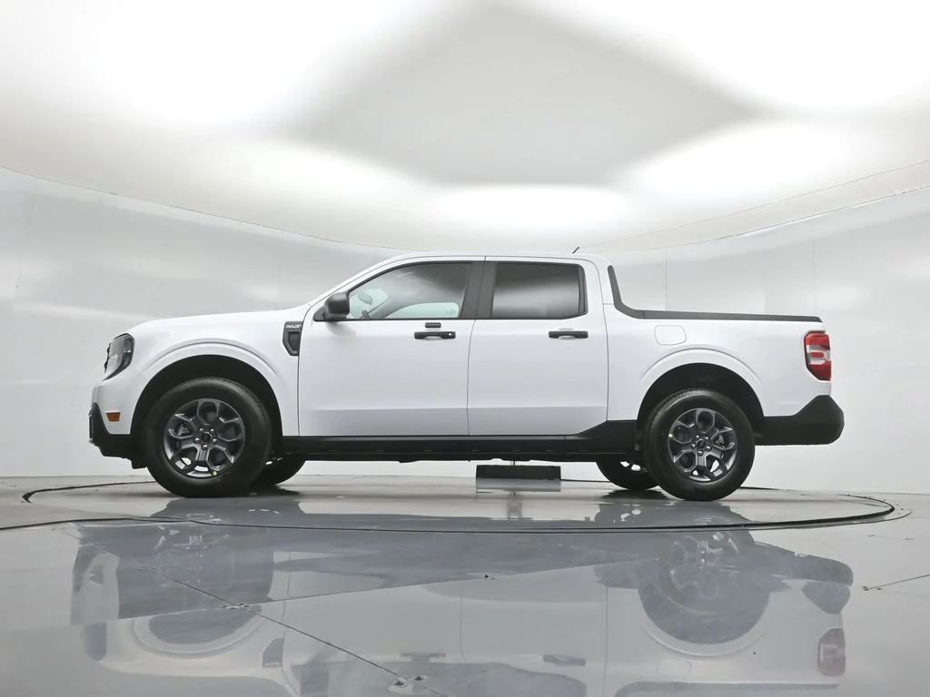 New 2026 White Ford XLT image 6