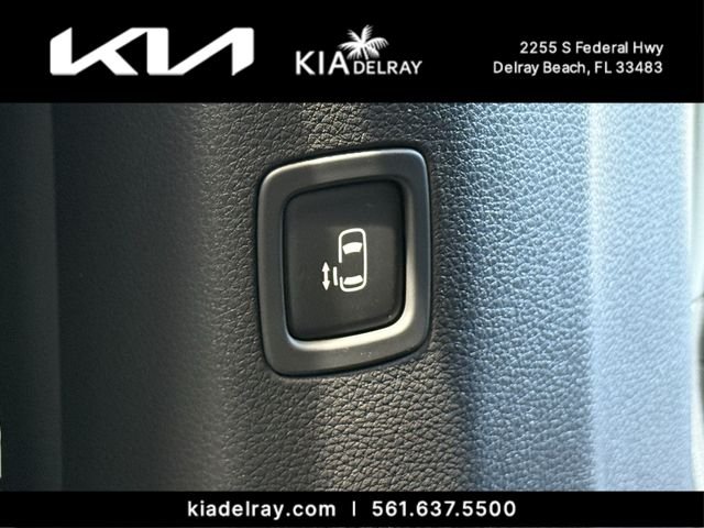 New 2026 Snow White Pearl Kia LXS image 14