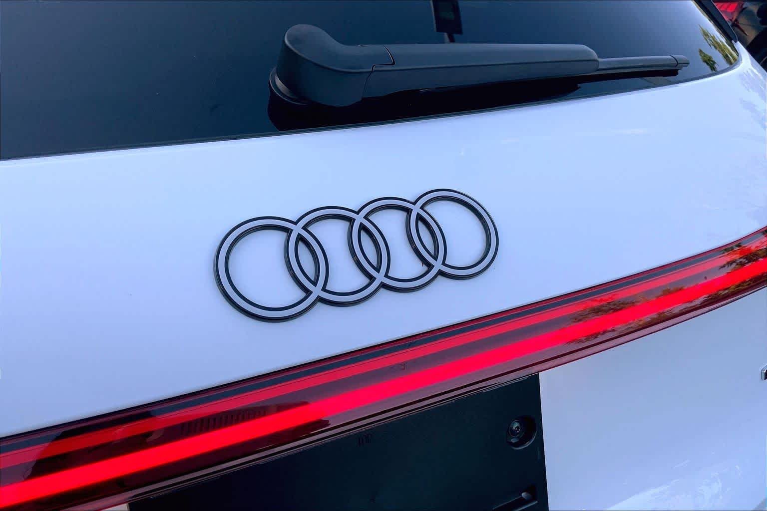 Used 2025 Glacier White Metallic Audi Premium image 10