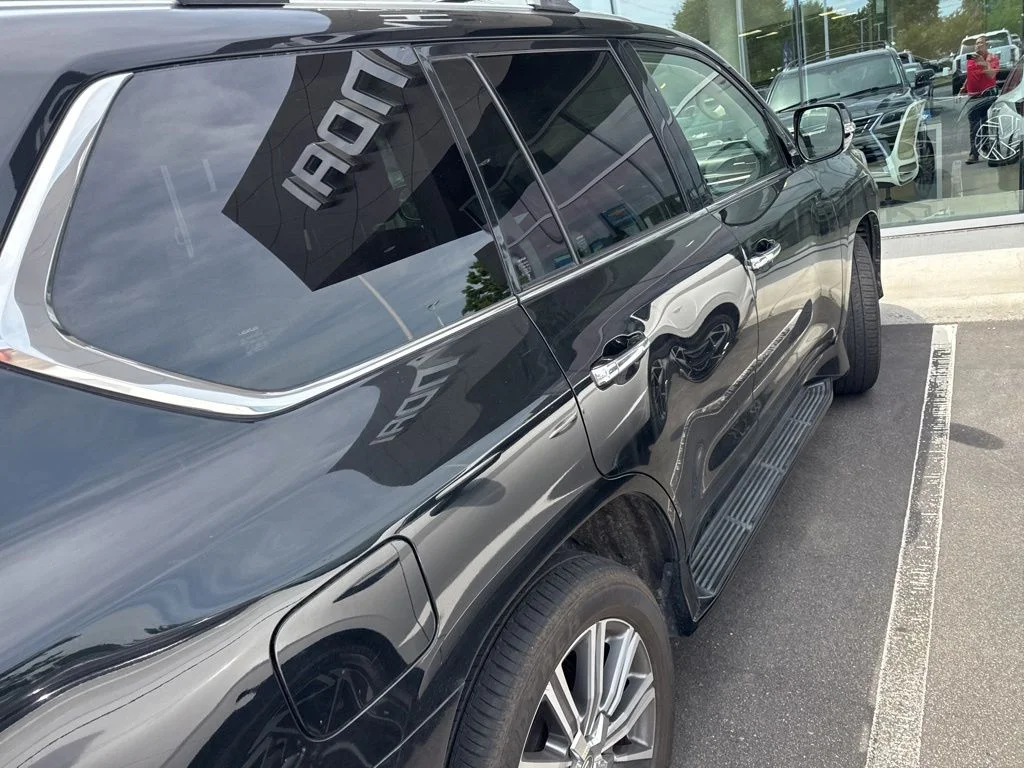 Used 2017 Black Lexus 570 image 12