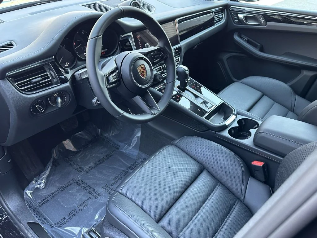 New 2026 Black Porsche T image 11