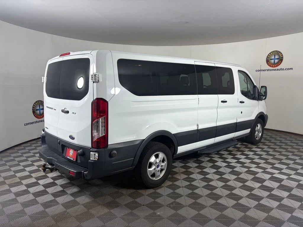 Used 2018 White Ford XLT image 16