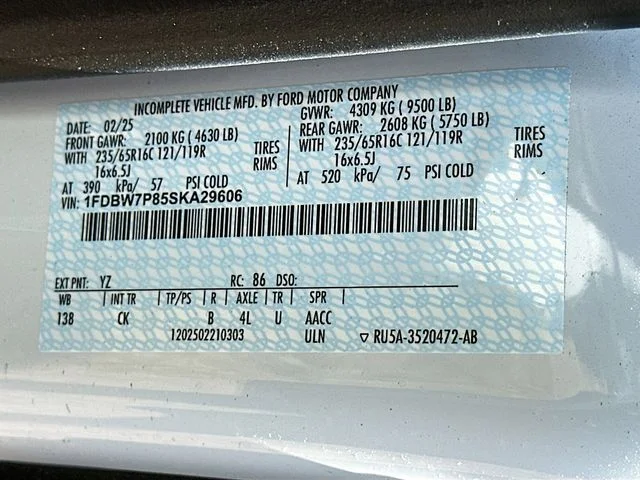 New 2025 Oxford White Ford Base image 18