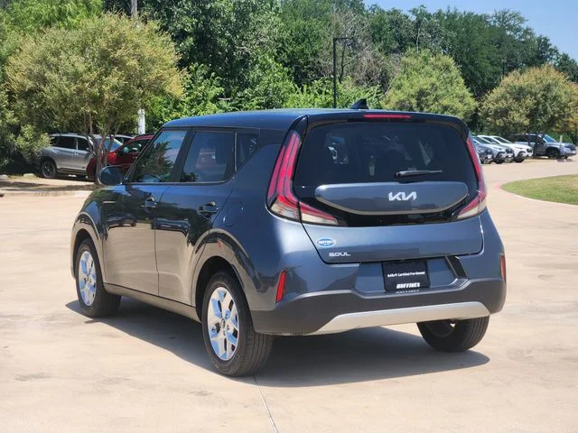Used 2025 Gray Kia LX image 5