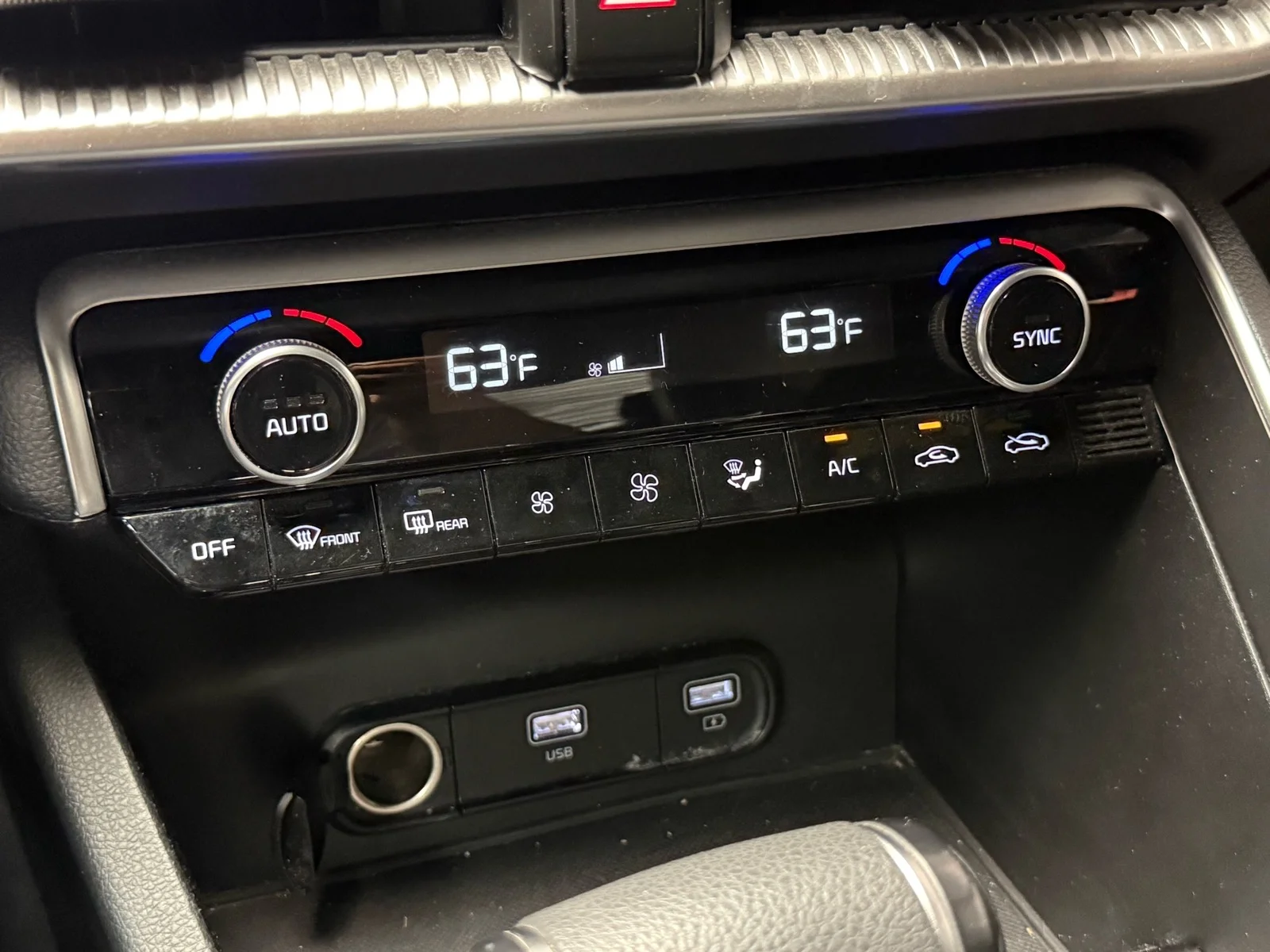 Used 2024 Passion Red Tintcoat (adr) Kia GT-Line image 18