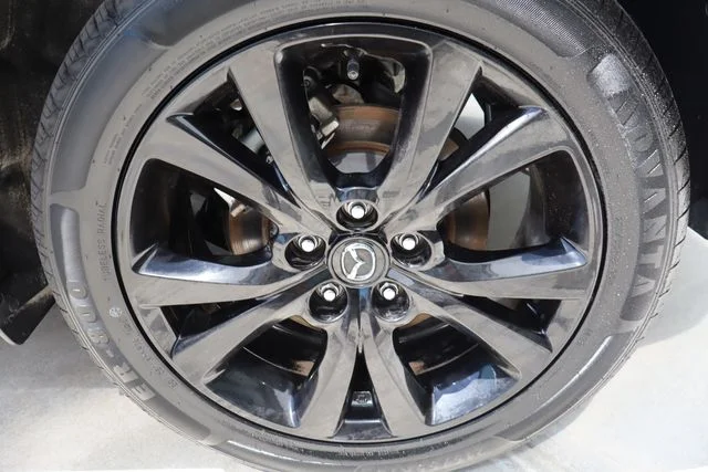 Used 2025 Gray Metallic Mazda 2.5 S Carbon Edition image 41