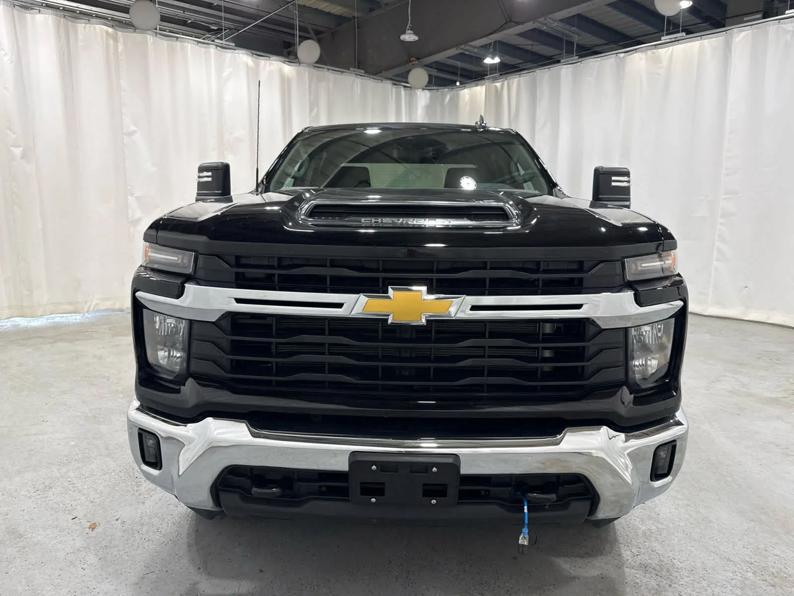 Used 2026 Black Chevrolet LT image 8