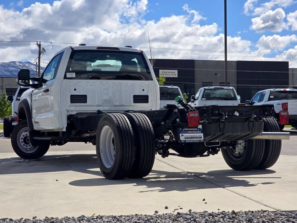 2025 Ford F-550 Super Duty Chassis Cab XL - Photo 21