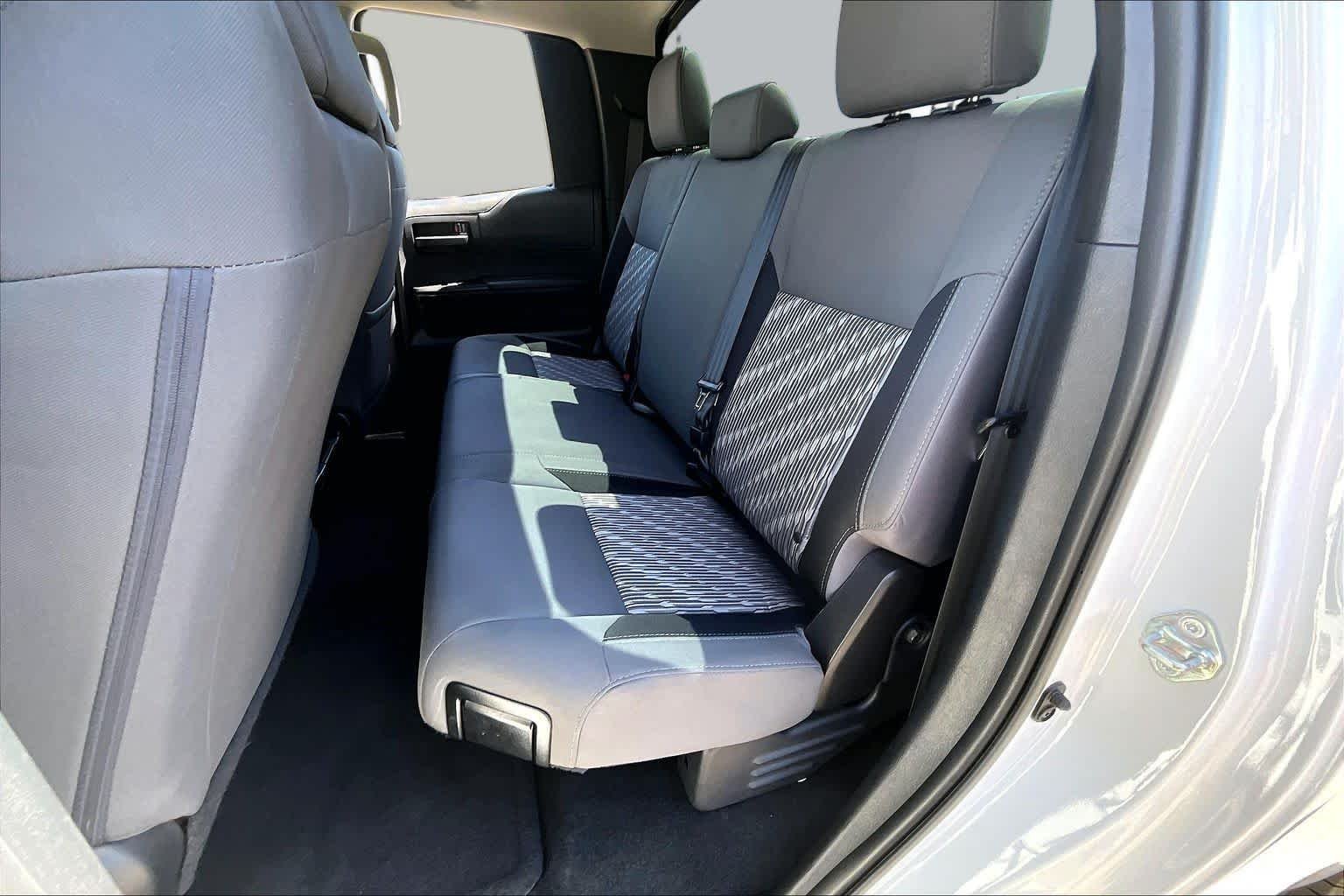 Used 2018 Super White Toyota SR image 20