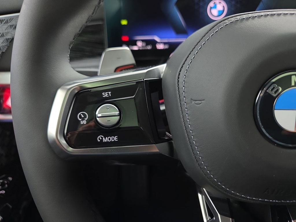 2026 BMW 7 Series 760i - Photo 17